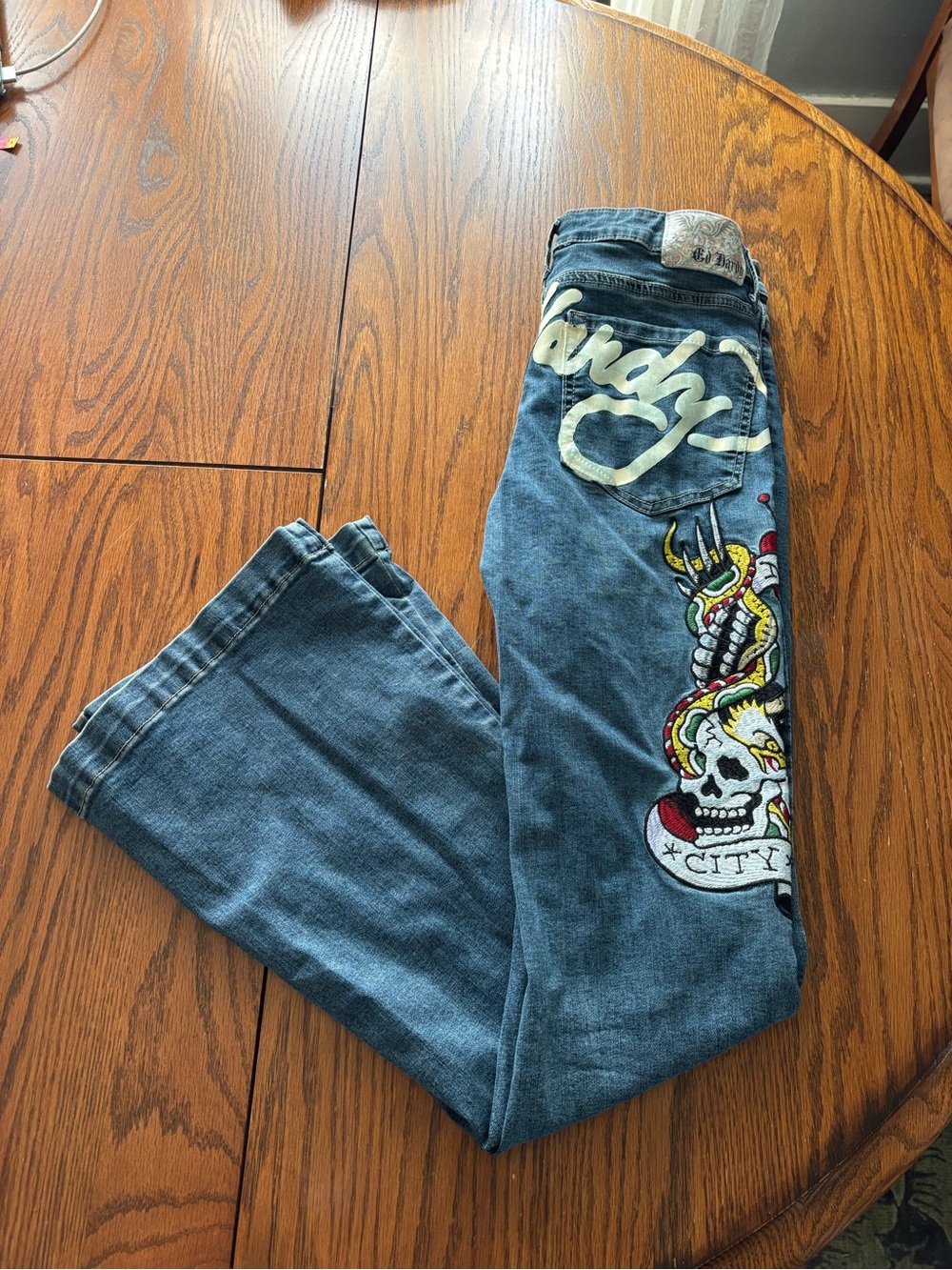 Ed Hardy womens flare jeans New York City skull embroidered eagle size 28